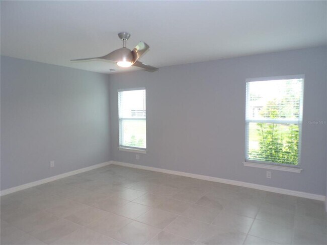 Building Photo - 25583 Deep Creek Blvd