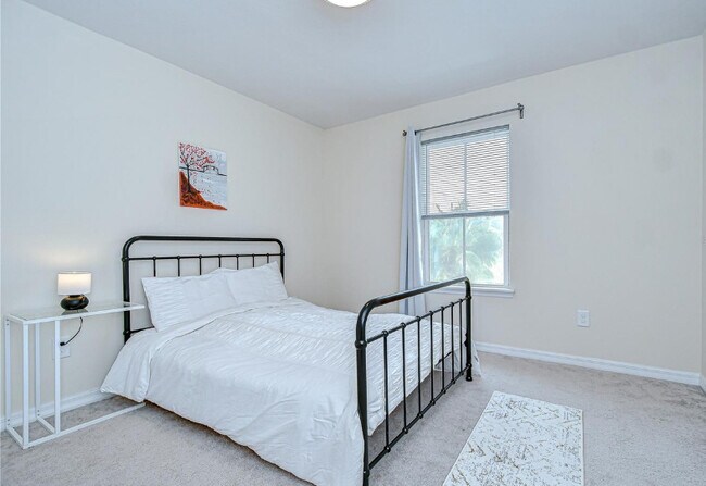 Building Photo - 10822 Verawood Dr
