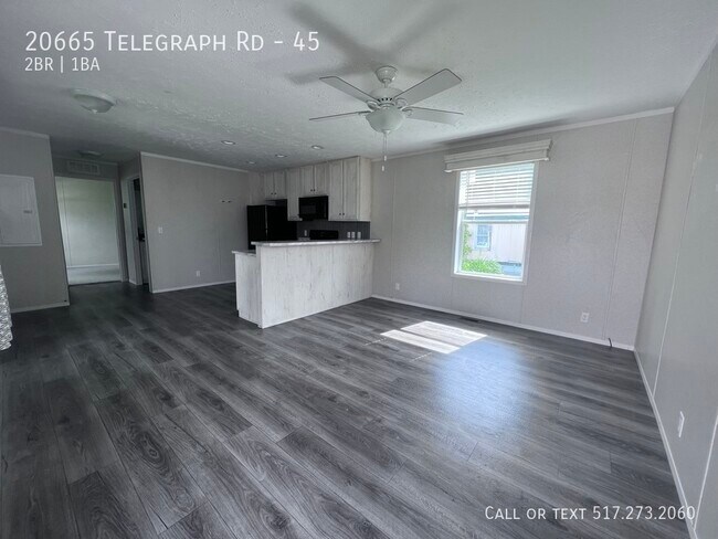 Building Photo - 2 Bedroom Brand New Mobile Home