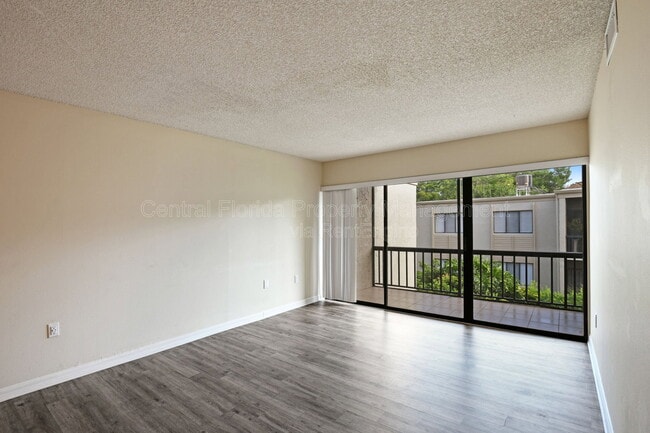 Building Photo - 3282 S Semoran Blvd