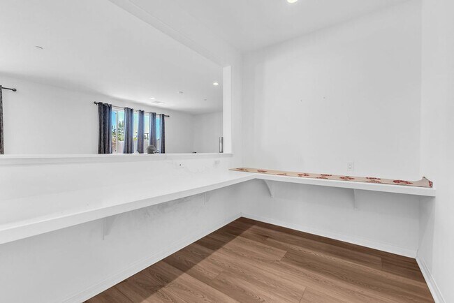 Building Photo - Spacious 5-Bedroom Home in Spencer’s Crossing – Murrieta - 6 Month - 1 Year or Lease To Own!