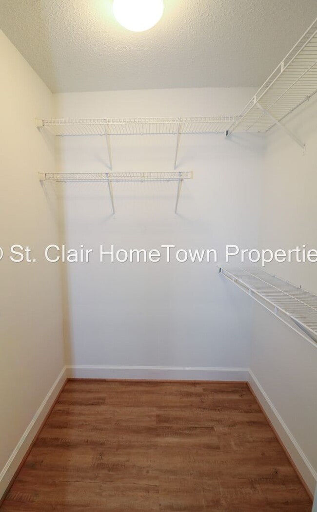 Building Photo - Located in Lincoln, AL. -Close to Town and the Honda Plant