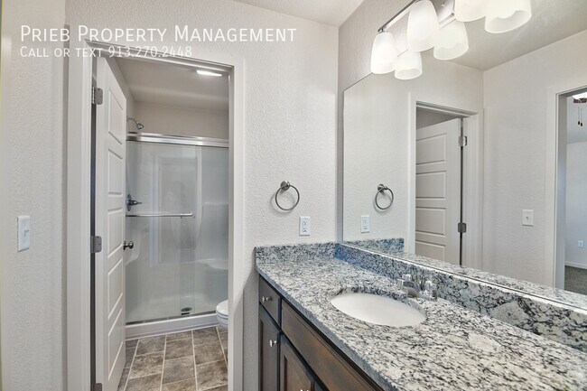 Building Photo - 8923 Findley St