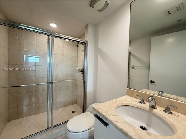 Building Photo - 15051 Royal Oaks Ln