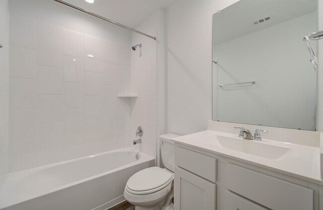 Building Photo - 1010 Desert Willow Dr