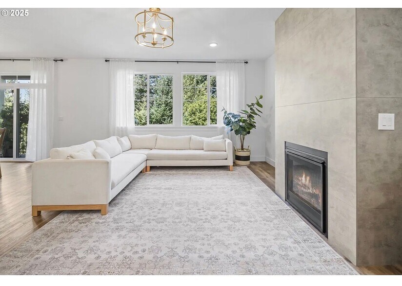 Building Photo - 11779 SE White Tail Dr