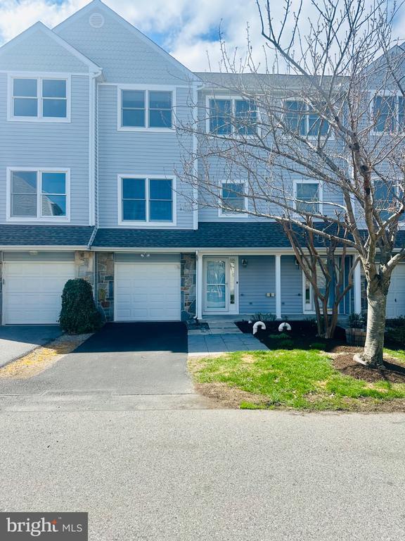 Building Photo - 106 Blenny Ln