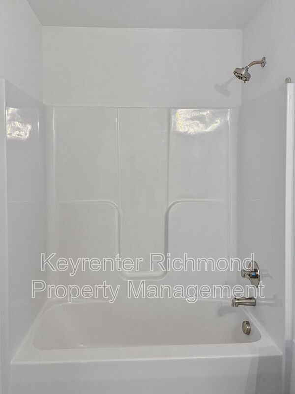 Building Photo - 13801 Randolph Pond Ln