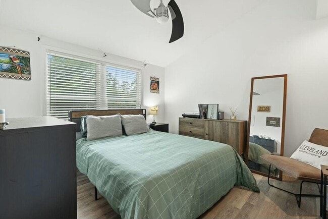 Building Photo - 440 Muskegon Ave