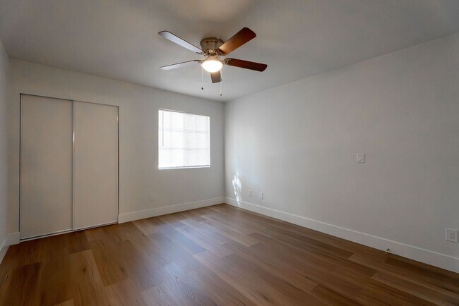 Building Photo - 5158 S Jones Blvd