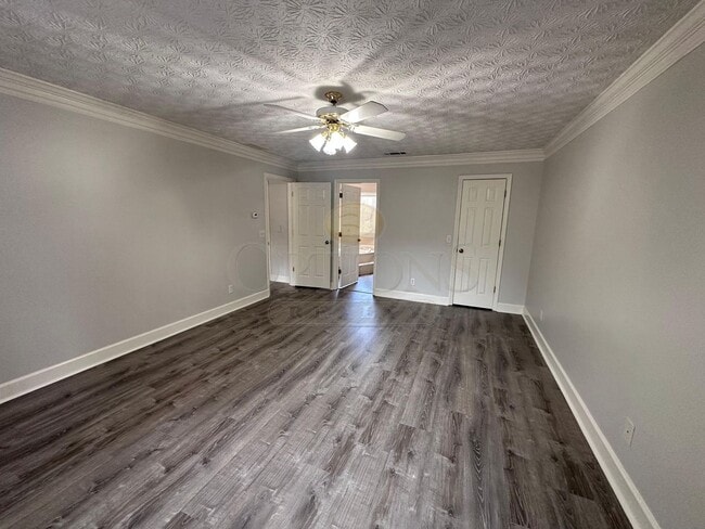 Building Photo - 4BR/3BA on Large Private Wooded Lot- Woodstock