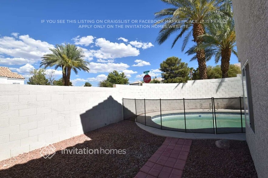 Building Photo - 72 Sea Holly Way