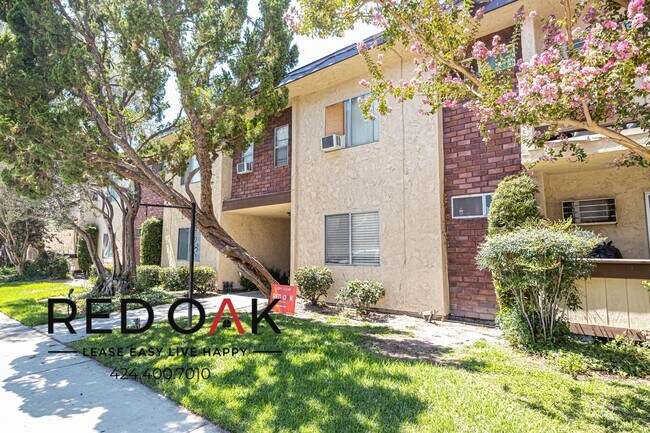 Building Photo - 8555 Independence Ave