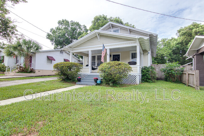 Building Photo - 706 W Patterson St