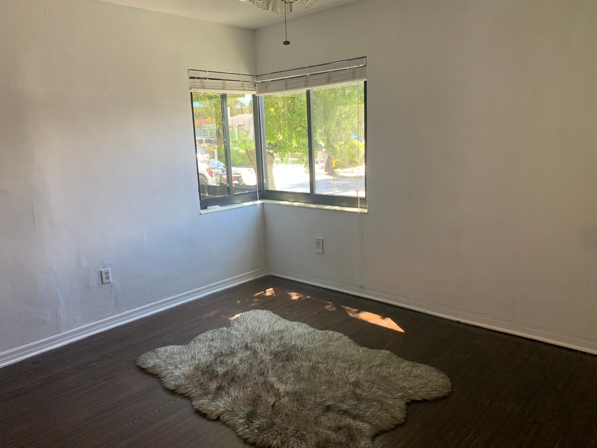 Building Photo - 1975 SW 17th Ct