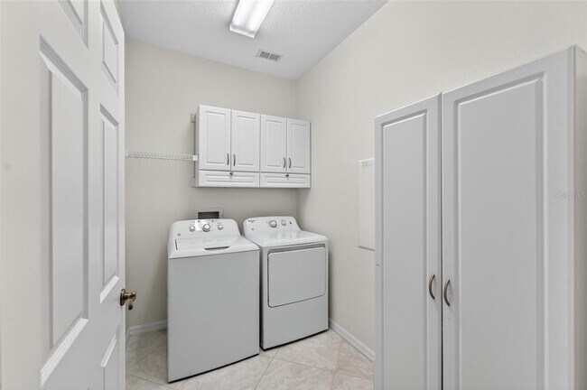 Building Photo - 209 Sela Cove Cir