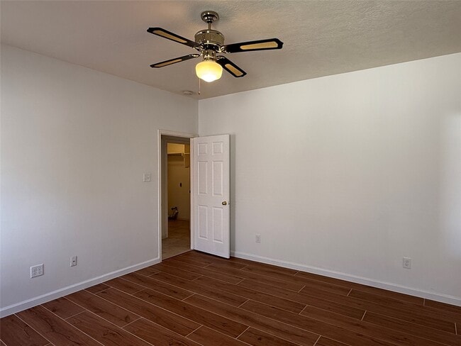 Building Photo - 2830 Burgess Hill Ct