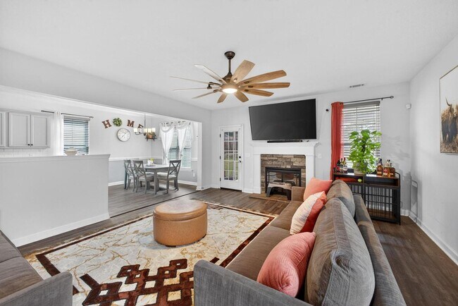 Building Photo - New rental property in Hayne's Station!