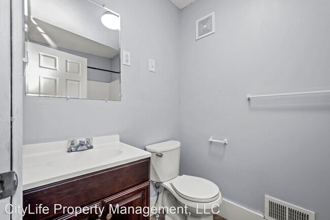 Building Photo - 3 br, 2.5 bath House - 32 Adrian Street