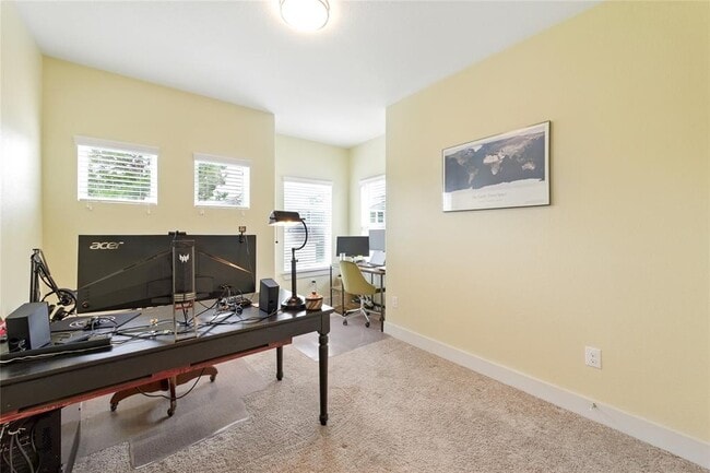 Building Photo - 7308 Oberon St