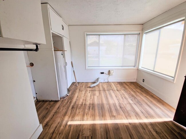 Building Photo - 6670 N Hwy 38