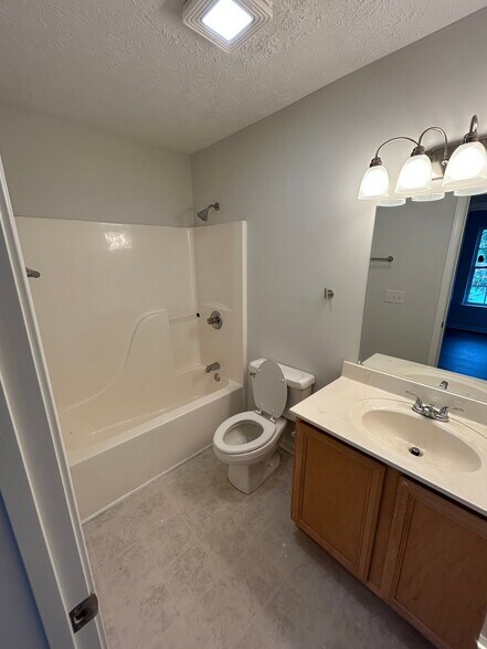 Building Photo - 4387 Heartwood Ln