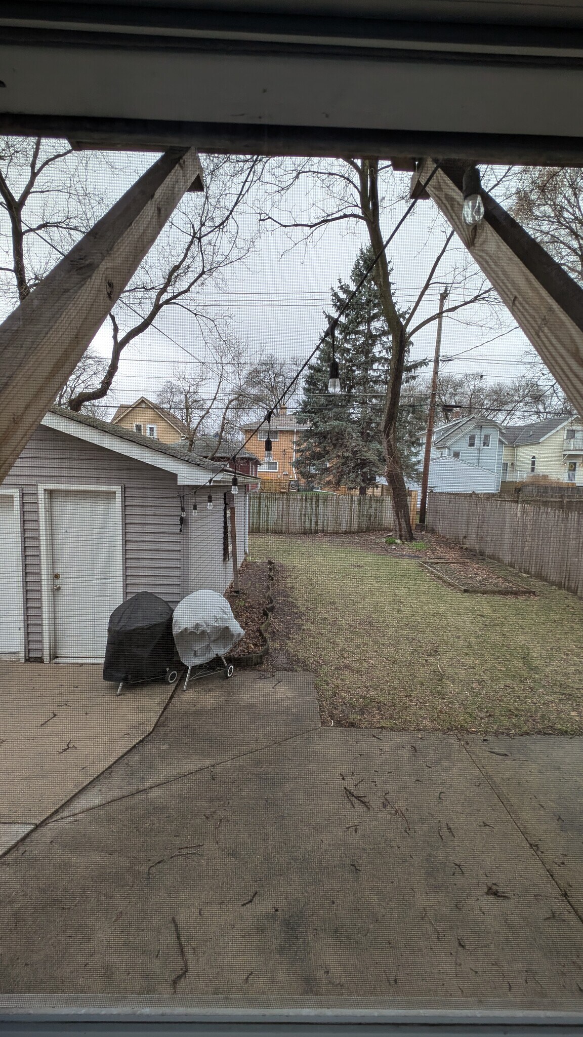 Building Photo - 569 N 65th St