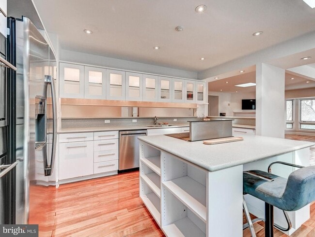 Building Photo - 6138 Barroll Rd