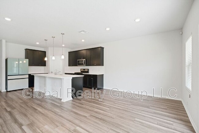 Building Photo - 6831 Titan Pk