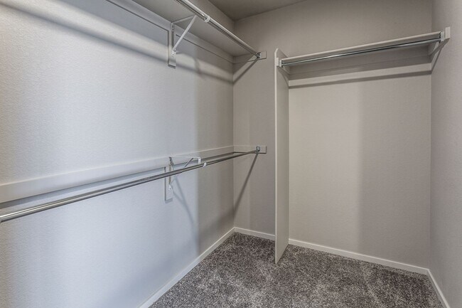 Building Photo - Stunning Townhome in Northridge Trails