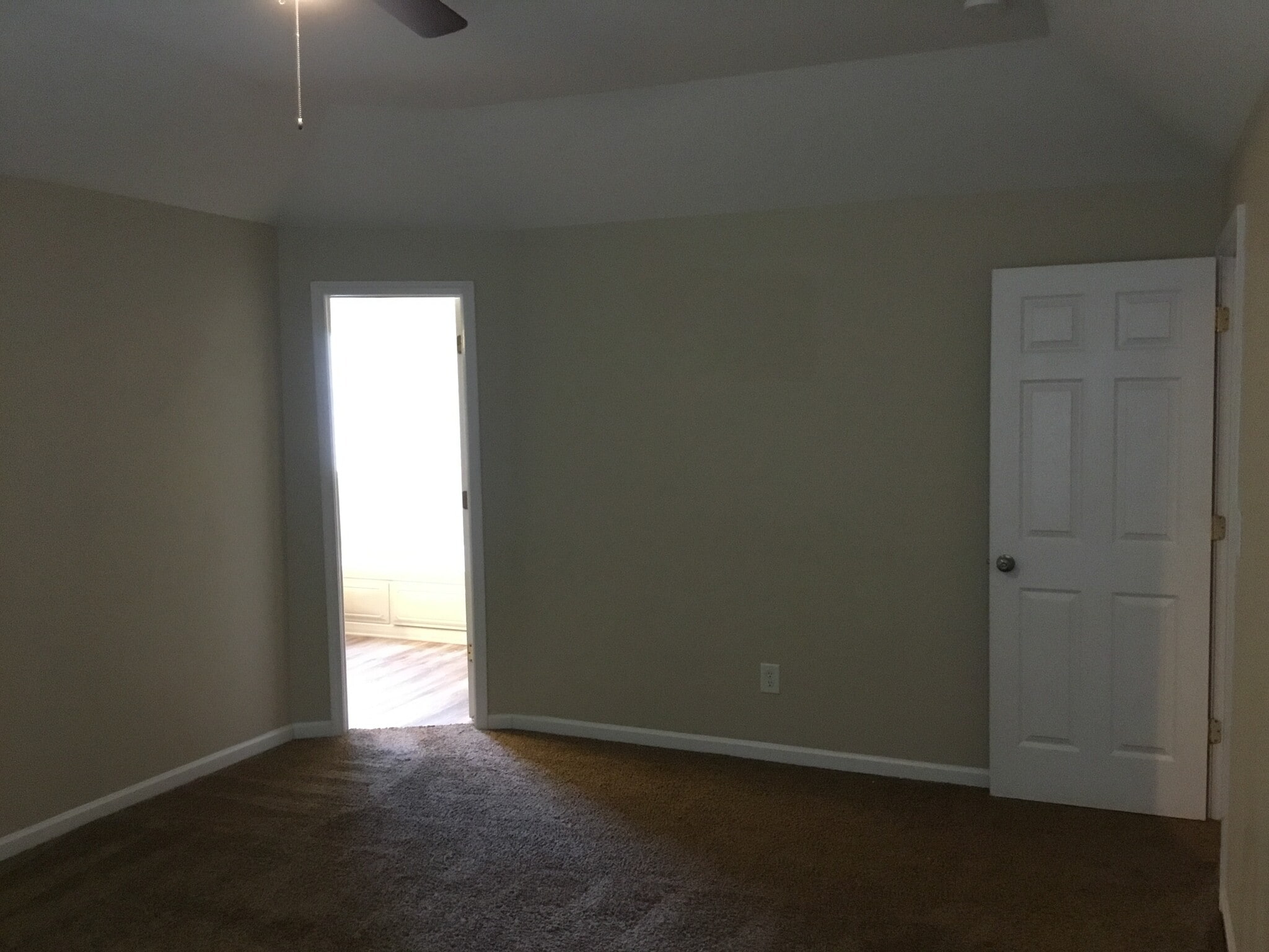 Building Photo - 5622 Falls Ridge Ln