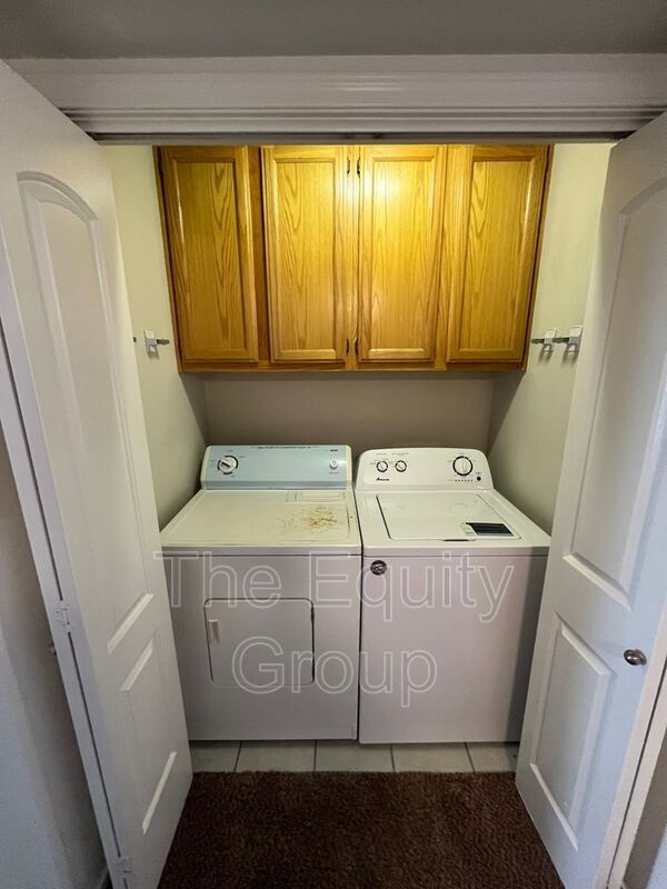 Building Photo - 2824 N Zachary St