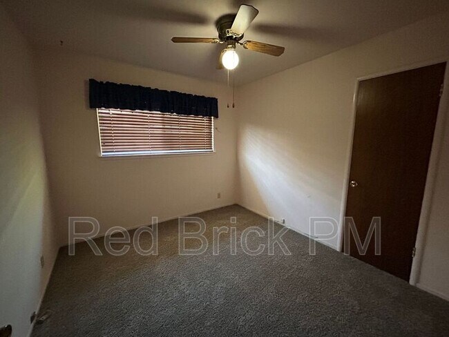 Building Photo - 2685 Agnes Way