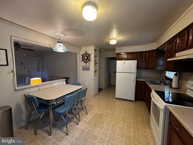 Building Photo - 22597 Pot Pie Rd