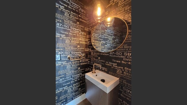 Building Photo - Station House Suite B is a stunning 2 bedr...