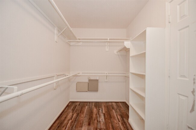 Building Photo - 3314 Rainport Cir