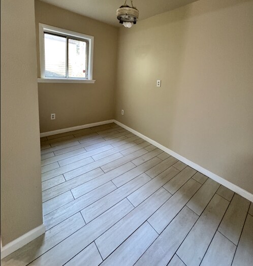 Building Photo - 755 Chislett St