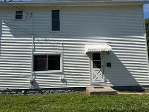 Building Photo - 51 Mill St