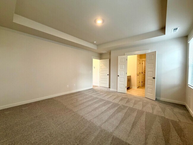 Building Photo - 1333 Gentry Dr