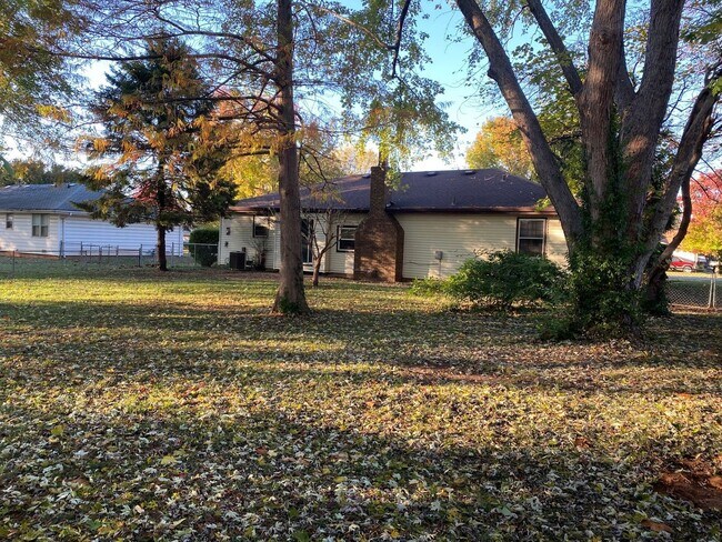 Building Photo - You’re here. You’re home. You’re happy.