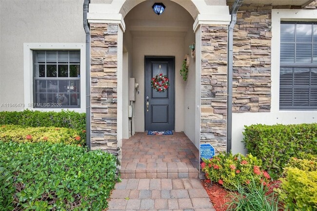 Building Photo - 11527 SW 248th Ln