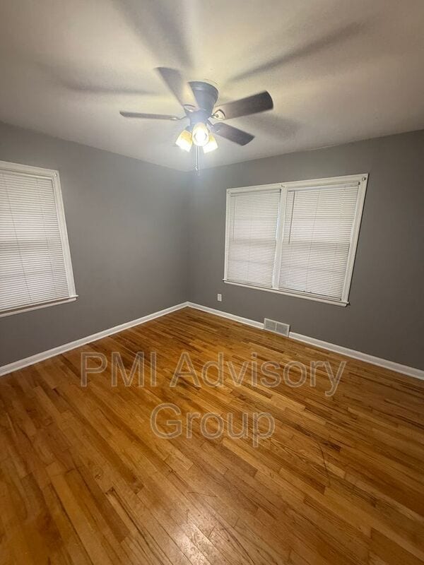 Building Photo - 3523 SW 9th St