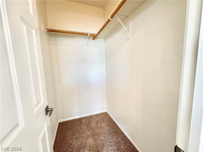 Building Photo - 2500 E Ambush St