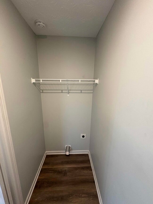 Building Photo - 508 Bridgeport Pl