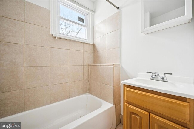 Building Photo - 2000 Widener Pl