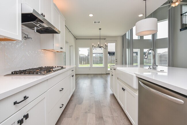 Building Photo - 18251 Winding Willow Oak Way