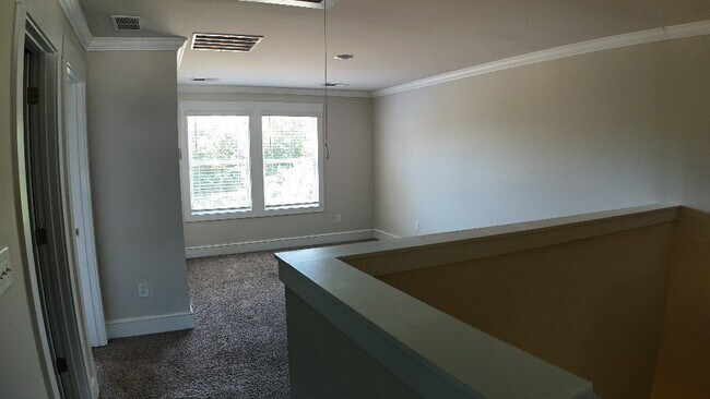 Building Photo - 312 Obsidian Ct