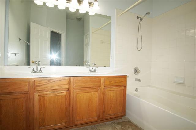 Building Photo - 3526 Sedona Dr