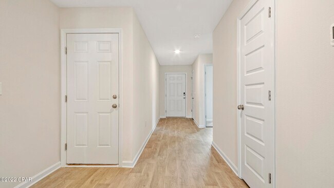 Building Photo - 5824 Tiagra Dr