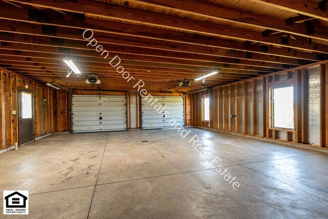 Building Photo - 6135 Co Rd 31